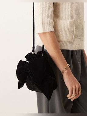 New Free People Belle Velvet Bow Bag One Size